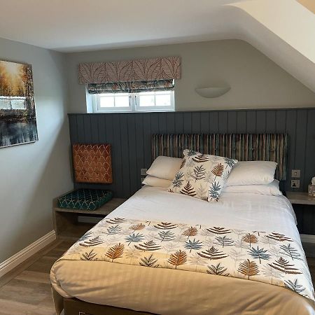 The White Horse Inn Eye  Екстериор снимка